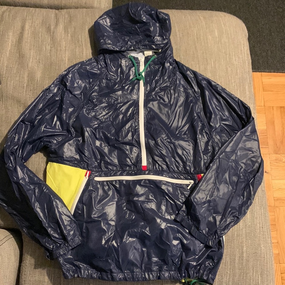 Subscript windbreaker size large